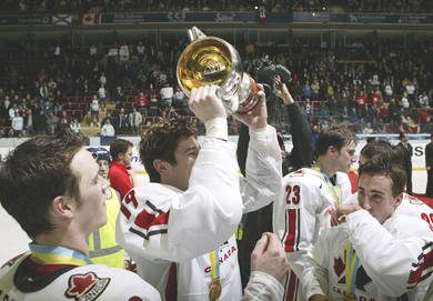 James Neal winning the U21 World Juniors in 2007. [Source: Getty Images]